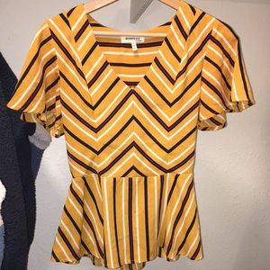 Monteau v-neck blouse, size M